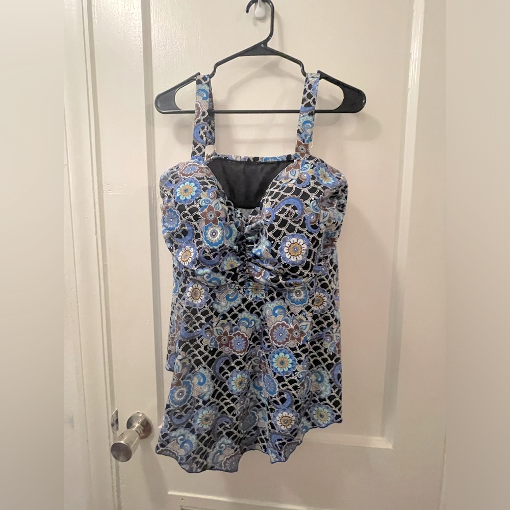 Blue Floral Pattern Women's Swim Dress with Supportive Cups